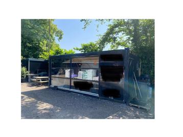 Kantoorunit met keukenblok en toilet 3x6 beschikbaar voor biedingen