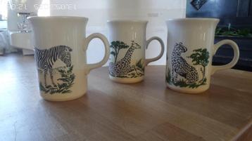 3 mokken, luipaard, zebra, giraffe beschikbaar voor biedingen