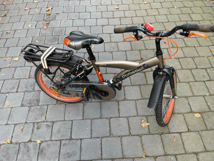 Booster Kinderfiets - 18 inch Loekie, Fietsen en Brommers, Fietsen | Jongens, Gebruikt, 18 inch, Handrem, Ophalen