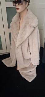Fluffie winterjas, Ophalen, Nieuw, Maat 42/44 (L), Beige