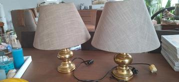 tafel lamp tafellamp met messing voet 2 stuks beschikbaar voor biedingen