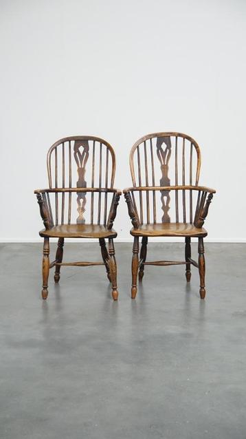 Set van 2 antieke Engelse highback Windsor eetkamerstoelen beschikbaar voor biedingen