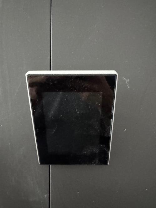 Zennio KNX Z41 pro bedieningspaneel, Hobby en Vrije tijd, Elektronica-componenten, Zo goed als nieuw, Ophalen