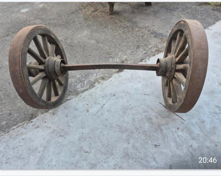 Antieke wielen met as, Auto-onderdelen, Ophanging en Onderstel, Ophalen