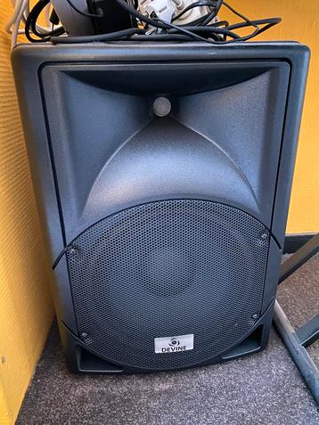 Devine Artis 10A 150watt actieve PA luidspreker nieuw staat! beschikbaar voor biedingen