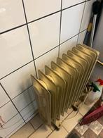 Oliegevulde Radiator - elektrische kachel, Ophalen, 30 tot 80 cm, Gebruikt, Radiator