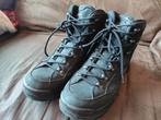 Berg schoenen Lowa Maat 43 1/2, Ophalen of Verzenden, Zo goed als nieuw, Schoenen