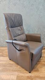 De toekomst sta op stoel/fauteuil bij Zitgemak in joure, Ophalen of Verzenden, Zo goed als nieuw, 50 tot 75 cm, Leer