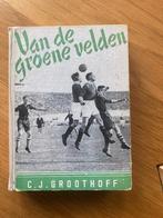voetbal "van de groene velden", Ophalen of Verzenden, Gebruikt, Overige binnenlandse clubs, Boek of Tijdschrift