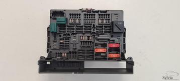 Zekeringkast voorzijde BMW 1 / 3  serie X1 E84 E81 E87 E88 E beschikbaar voor biedingen
