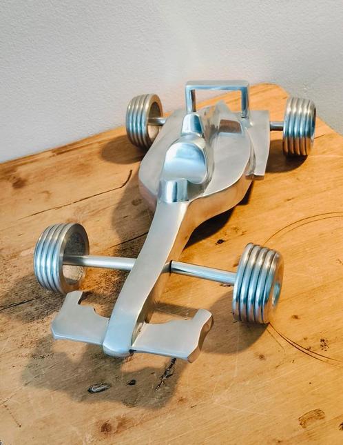 Riviera Maison RM  F1 Car – aluminium – decoratief beeld, Hobby en Vrije tijd, Modelauto's | 1:18, Ophalen
