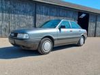 Audi 80 1.8 4-bak 75PK Grijs 1986 APK 02-2026, Voorwielaandrijving, 4 cilinders, Handgeschakeld, 1000 kg