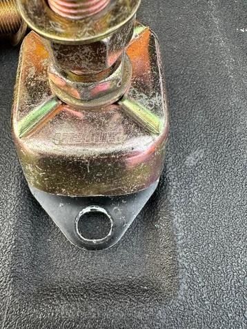 Vetus K75 Motorsteunen 4 stuks beschikbaar voor biedingen