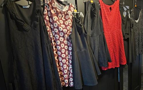 ca 30  + stuks zwart pakket student camping aanvulling ?, Kleding | Dames, Dames-kledingpakketten, Gedragen, Maat 46/48 (XL) of groter