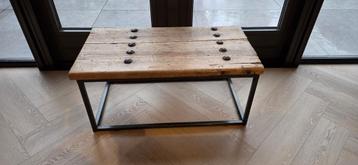 Salontafel  beschikbaar voor biedingen