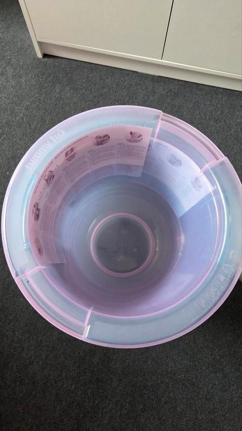 Nieuwe Tummy Tub babybad in meerdere kleuren beschikbaar, Kinderen en Baby's, Badjes en Verzorging, Nieuw, Tummy Tub, Overige merken