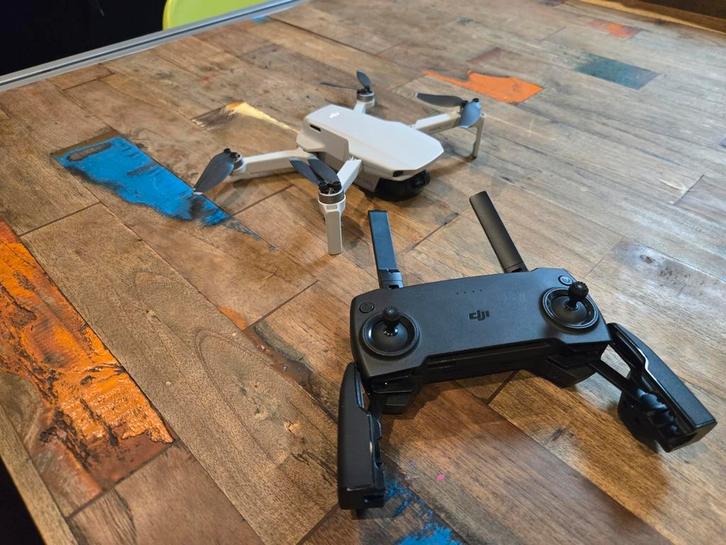 Dji mini zo goed als nieuw! Met extra's, Hobby en Vrije tijd, Modelbouw | Radiografisch | Helikopters en Quadcopters, Zo goed als nieuw