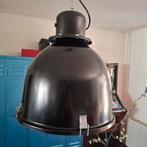 Industriële hanglamp. Zwart. Makkelijk in hoogte verstelbaar, Ophalen, Zo goed als nieuw