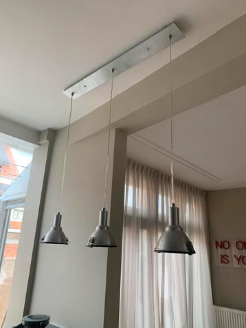 RVS zilver hanglamp 3 lichtbronnen beschikbaar voor biedingen