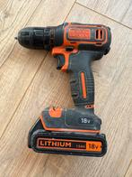 Schroefmachine 2 accus, Doe-het-zelf en Verbouw, Gereedschap | Boormachines, Ophalen of Verzenden, Gebruikt, Minder dan 400 watt