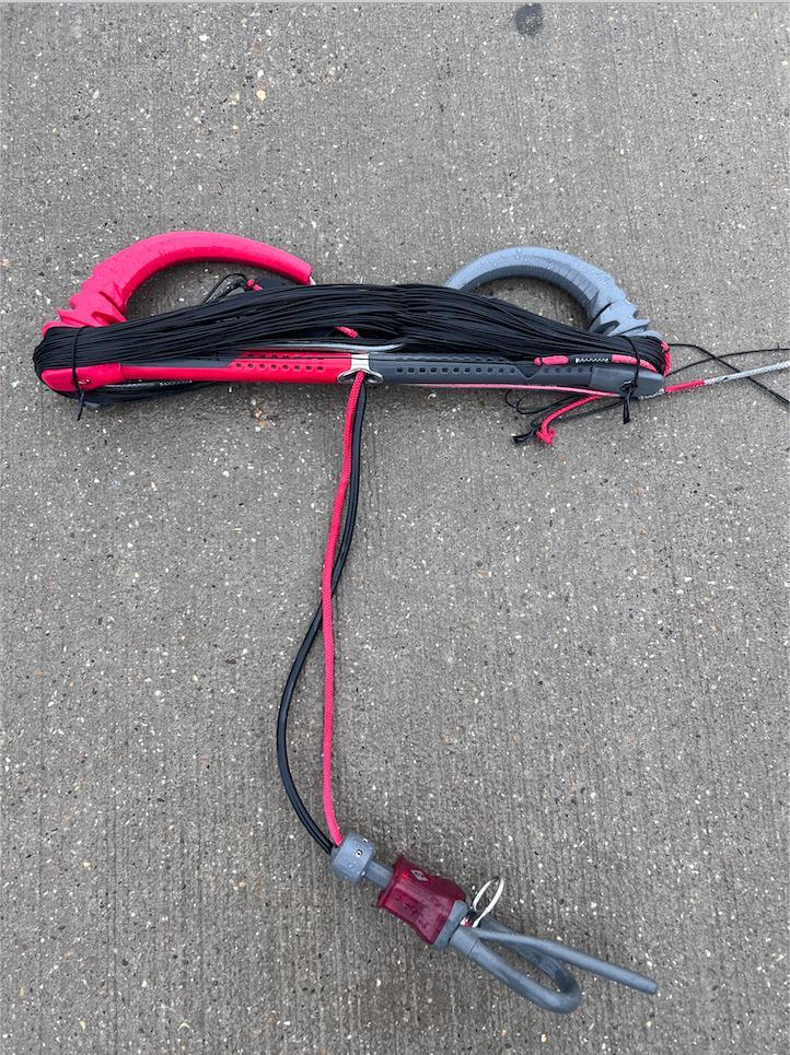 Vrijwel nieuwe Lacuna Apex V2-bar 2024, Watersport en Boten, Kitesurfen, Zo goed als nieuw, Bar, Geen board, Ophalen of Verzenden