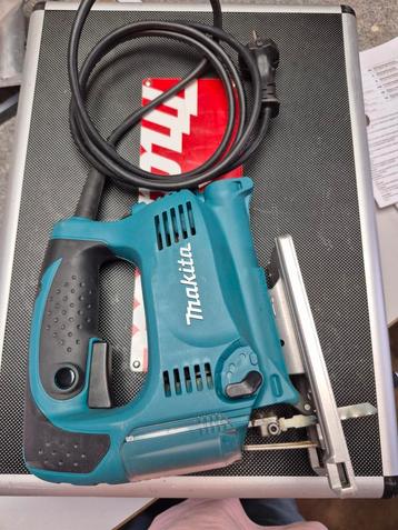 Makita Decoupeerzaag 4329 beschikbaar voor biedingen