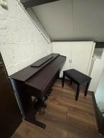Keyboard in een pianolook, Muziek en Instrumenten, Piano's, Ophalen, Zo goed als nieuw, Zwart