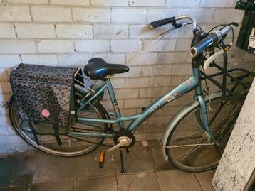 fiets beschikbaar voor biedingen