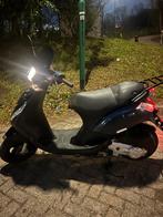 Piaggio zip iget 2019, Fietsen en Brommers, Scooters | Piaggio, Ophalen of Verzenden, Zo goed als nieuw, Benzine, Zip