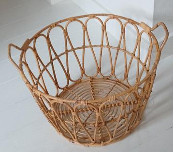 Nieuwe Snidad Rotan Mand,  beschikbaar voor biedingen
