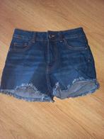 Jeans shortje Primark - Maat 32, Ophalen of Verzenden, Zo goed als nieuw, W27 (confectie 34) of kleiner, Primark