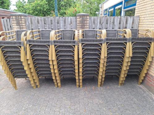 54 hele mooie Horeca terrasstoelen tuinstoelen, Tuin en Terras, Tuinstoelen, Zo goed als nieuw, Ophalen