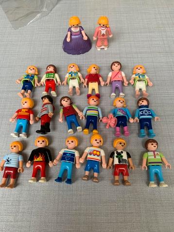 Kinder poppetjes 20 stuks playmobil beschikbaar voor biedingen