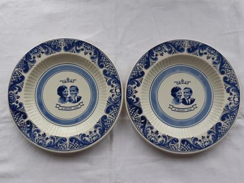 Koninklijk Huis 2x bord trouwerij Beatrix&Claus 10-maart-196, Verzamelen, Koninklijk Huis en Royalty, Zo goed als nieuw, Servies