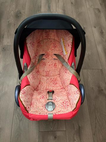 2 maxi cosi beschikbaar voor biedingen