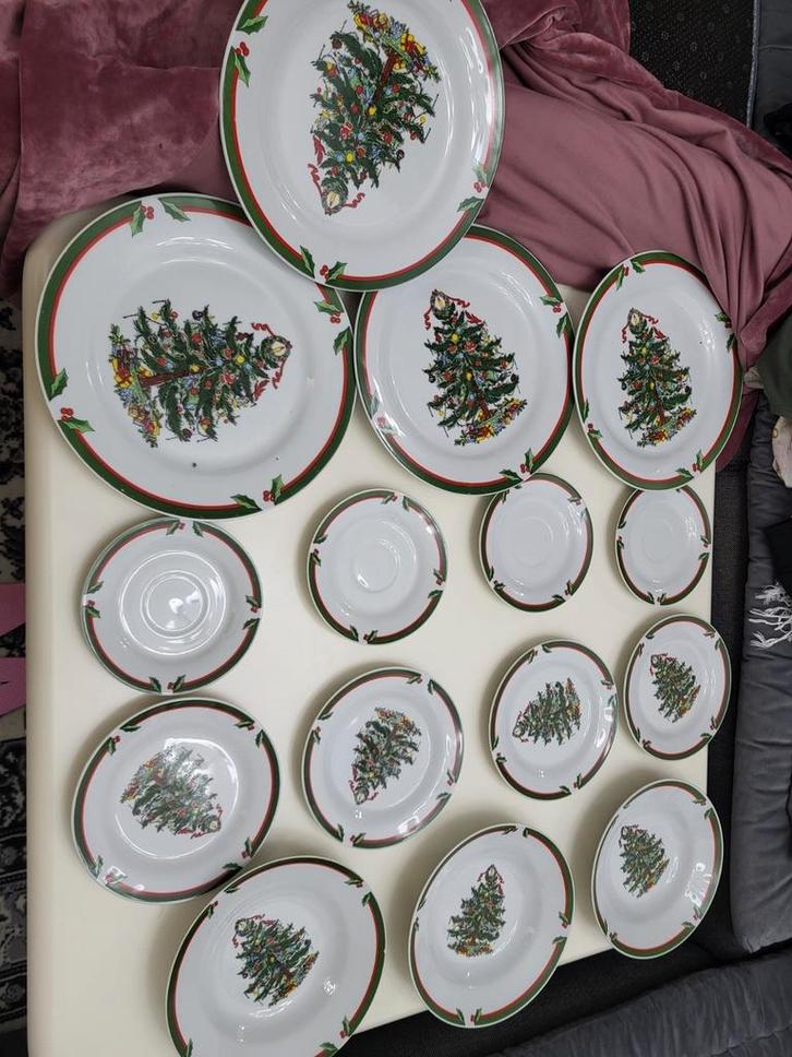 Kerstservies AM/63, Antiek en Kunst, Antiek | Servies compleet, Ophalen