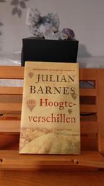 Hoogteverschillen - Julian Barnes, Ophalen of Verzenden, Zo goed als nieuw, Julian Barnes