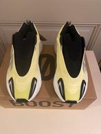 Originele Yeezy 700 mnvn, Ophalen of Verzenden, Nieuw, Yeezy, Sneakers of Gympen