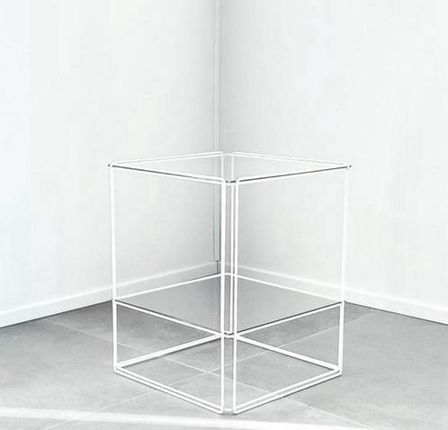 Bijzettafel Max Sauze Atrow mod Isocele vintage design, Huis en Inrichting, Tafels | Bijzettafels, Rechthoekig, 45 tot 60 cm, Metaal of Aluminium