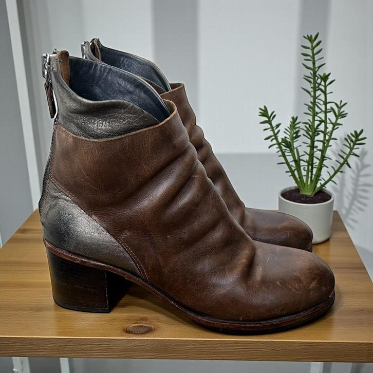 MoMA Laarzen Maat 40 Bruin Leer Enkellaars Blokhak Sjiek, Kleding | Dames, Schoenen, Gedragen, Lage of Enkellaarzen, Bruin, Verzenden