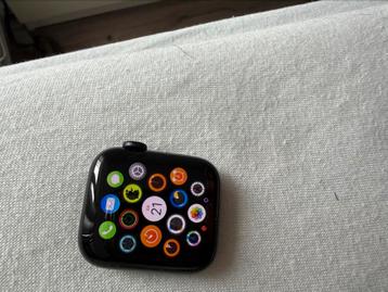 Apple watch SE-2024 in topconditie amper gebruikt beschikbaar voor biedingen