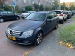 Mercedes-Benz C-Klasse C180 Blueefficiency 2010 Grijs, Auto's, Achterwielaandrijving, Handgeschakeld, Grijs, Particulier