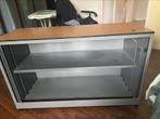 kast met schuifdeuren met slot, Huis en Inrichting, Kasten | Roldeurkasten en Archiefkasten, Ophalen, 100 tot 150 cm, Zo goed als nieuw