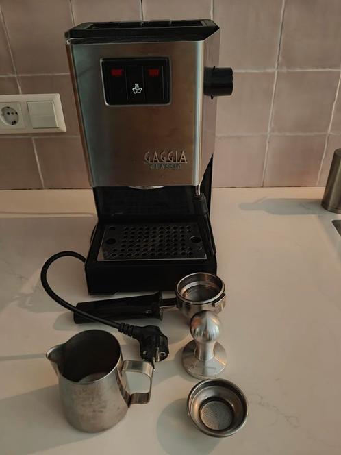 Gaggia Classic, Witgoed en Apparatuur, Koffiezetapparaten, Gebruikt, Koffiebonen, Espresso apparaat, 2 tot 4 kopjes, Afneembaar waterreservoir