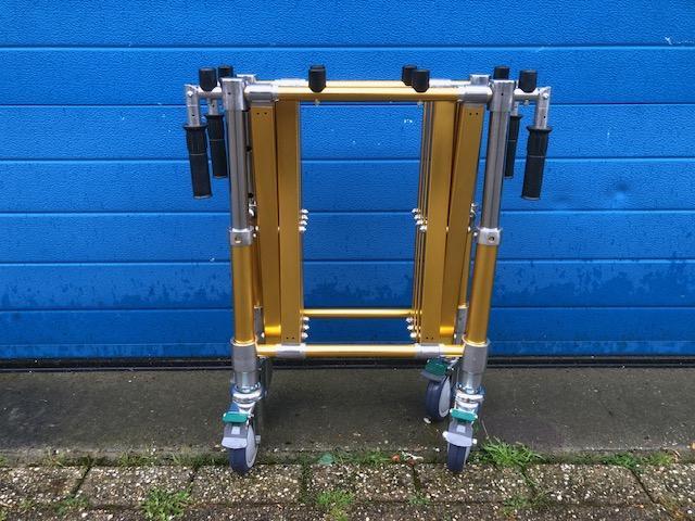 Baarwagen of schaarwagen nieuw goudkleurig 14,5 kg, Diversen, Verpleegmiddelen, Nieuw, Ophalen of Verzenden