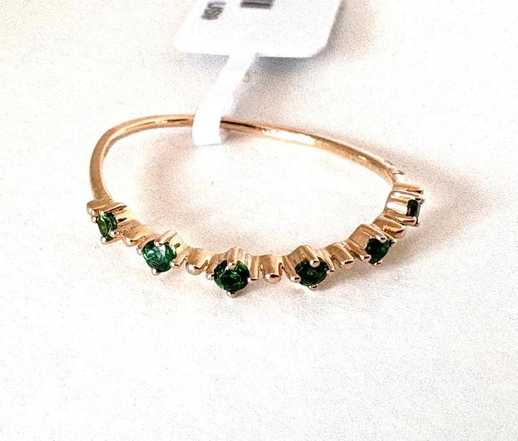 Gouden ring met smaragd 14k solid gold ring - ab, Sieraden, Tassen en Uiterlijk, Ringen, Nieuw, Dame, 19 tot 20, Groen, Goud, Met edelsteen