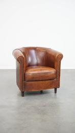 Schapenleren clubfauteuil afgewerkt met biezen op rugleuning, Huis en Inrichting, Fauteuils, Ophalen, Gebruikt, ., Klassiek