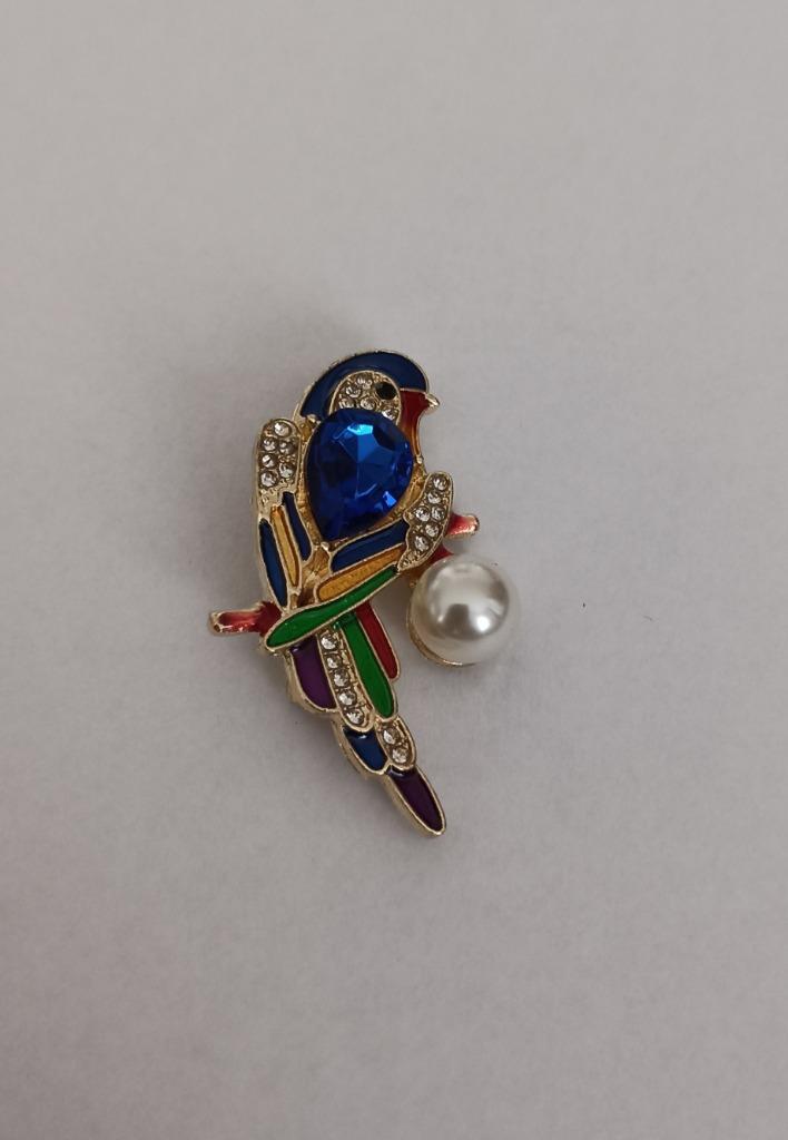 Papegaai broche, Sieraden, Tassen en Uiterlijk, Broches, Nieuw, Overige materialen, Overige kleuren, 4 tot 7 cm, Met strass, Ophalen of Verzenden