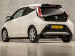 Toyota Aygo 1.0 VVT-i x-sport € 7.445,00, Stof, Start-stop-systeem, 4 stoelen, Wit
