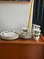 Kerst servies Royal Grafton, Antiek en Kunst, Antiek | Servies compleet, Ophalen of Verzenden